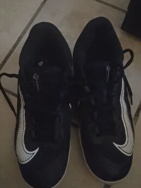 Nike Black Athletic Sneakers with White Swoosh